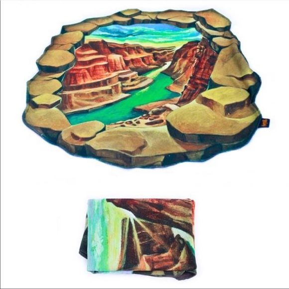 Rug - Picture 3 of 7